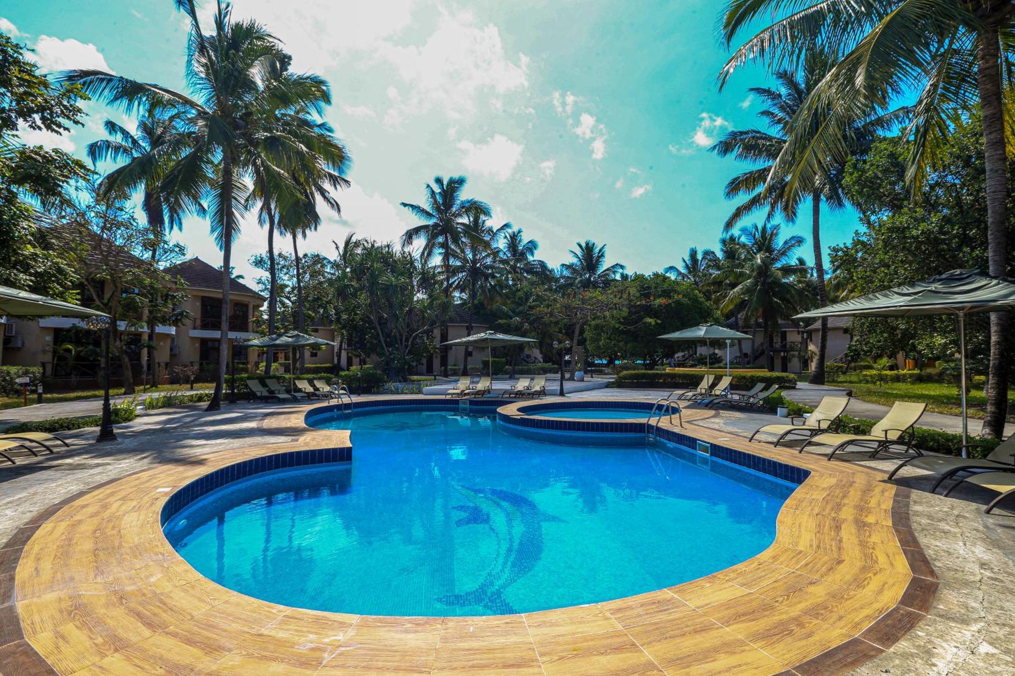 Sansi Kae Beach Resort Michamvi Kae Exterior photo