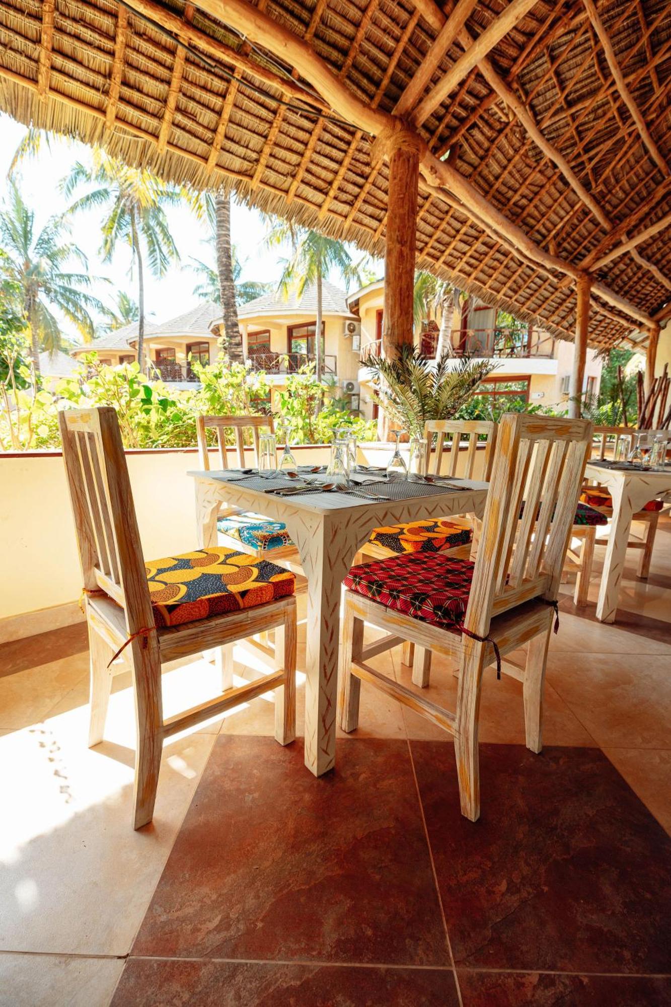 Sansi Kae Beach Resort Michamvi Kae Exterior photo